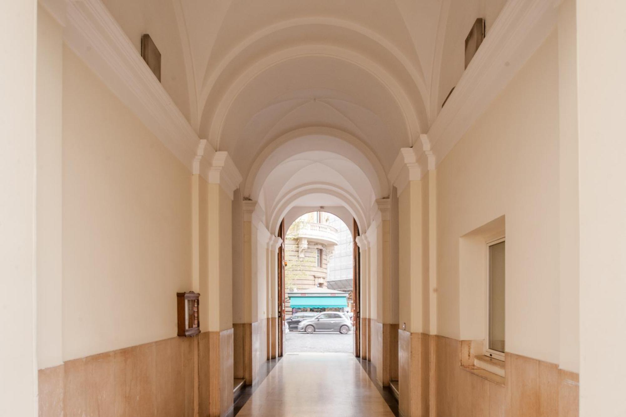 Hotel Mybedcavour Rzym Zewnętrze zdjęcie