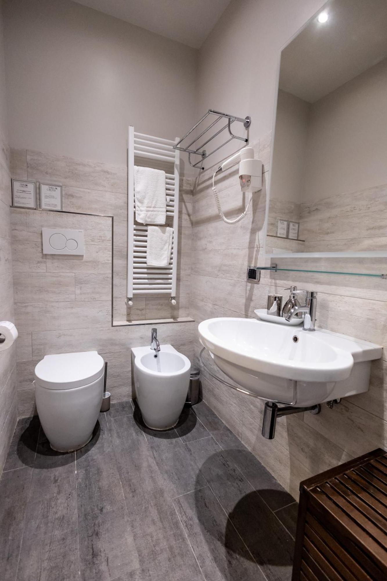 Hotel Mybedcavour Rzym Zewnętrze zdjęcie